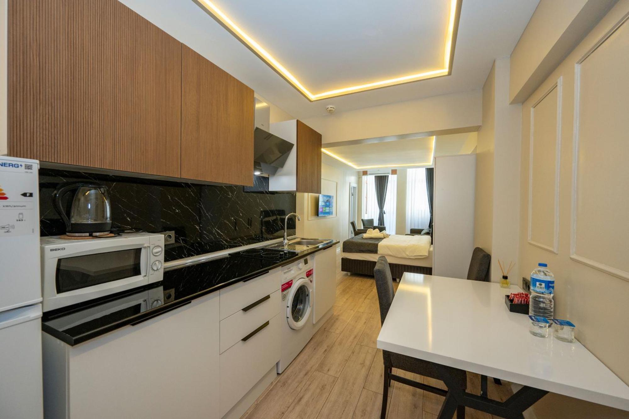 Aiza Suites Istanbul Exterior photo